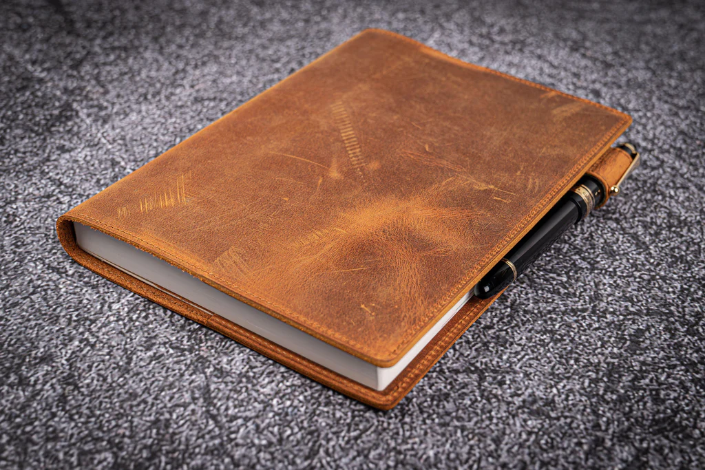 leather-slim-a5-notebook-planner-cover-crazy-horse-brown-6_98de5244-464f-46a7-bd54-ada887f59200_1024x1024